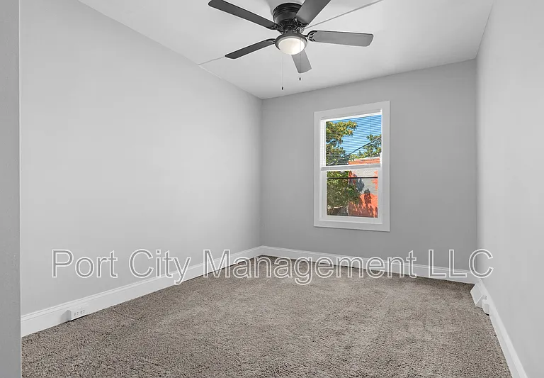 1416 N Milton Ave — Photo 13