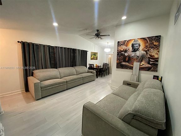 4th image of 13815 SW 54th St