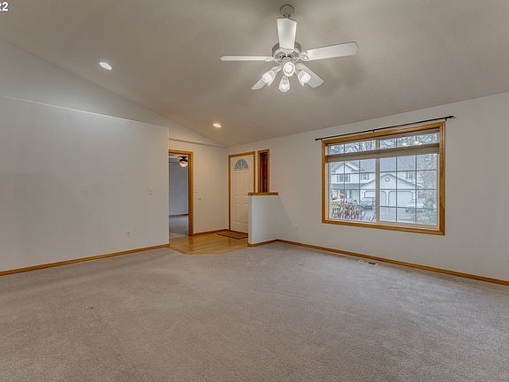 5th image of 1409 NE 17th Ave