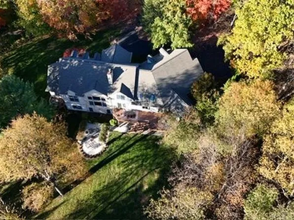 2099 Cascade Farms Ln SE, Grand Rapids, MI 49546