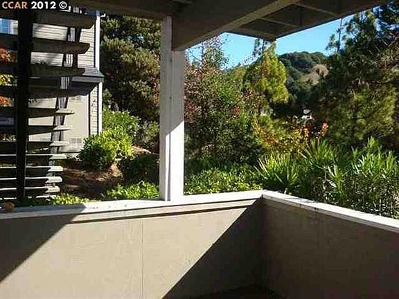 2nd image of 540 Canyon Oaks Dr APT B