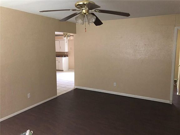 3rd image of 9039 Fostoria Dr