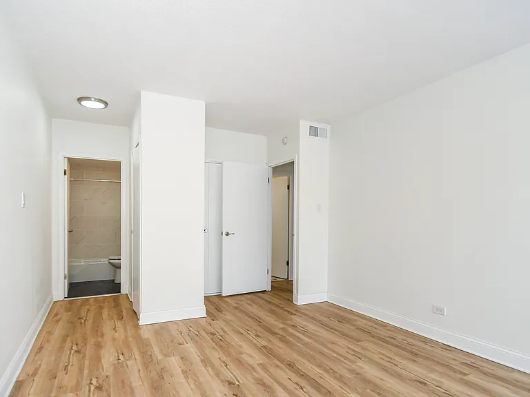 520 S 2nd St — Photo 33