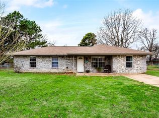 629 Kelly St, Fairfield, TX 75840