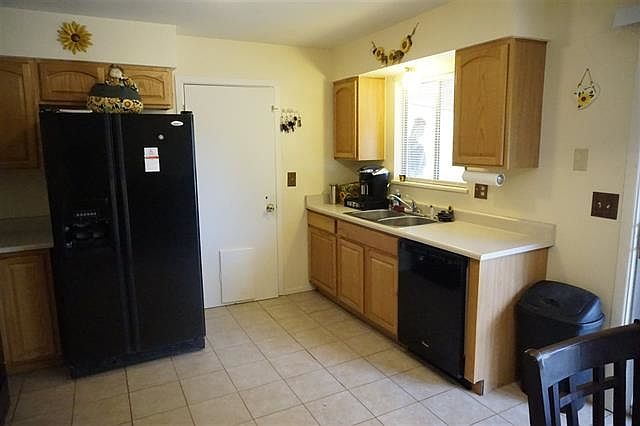 2nd image of 564 Pearwood Ct