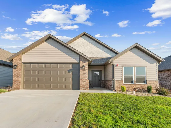 371 Stillwood Drive, Branson, MO 65616