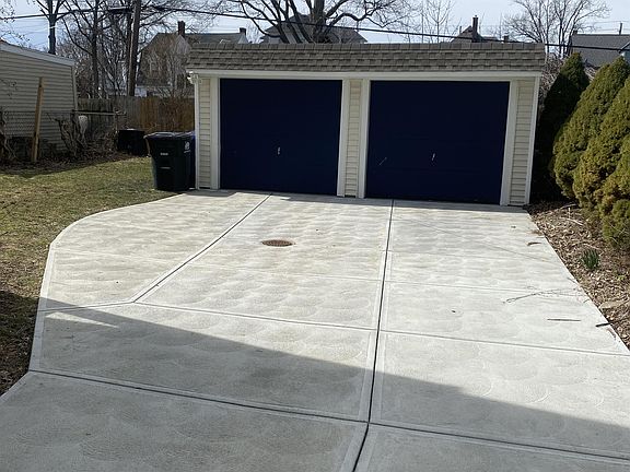 2nd image of 1216 Marlowe Ave
