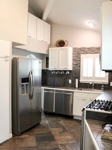 2512 Riverfront Dr #5 — Photo 8