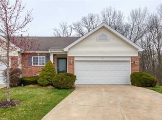 47 Chatsworth Ct, Lake Saint Louis, MO 63367