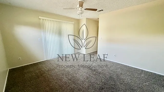 2714 W 9th St — Photo 11