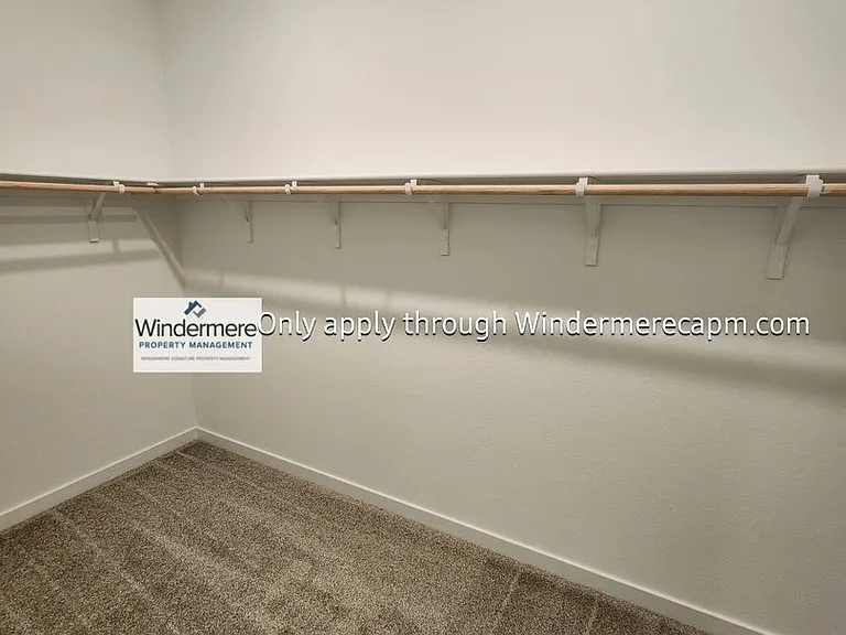 8403 Sinesky Way — Photo 16
