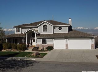 7710 S Quicksilver Dr, Cottonwood Heights, UT 84121