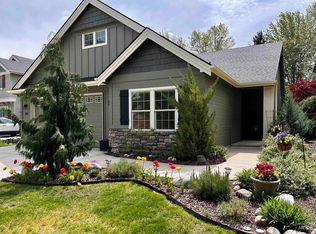 983 E Thunderbird Ct, Eagle, ID 83616