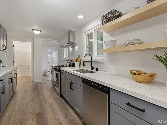 4th image of 10460 17th Ave S