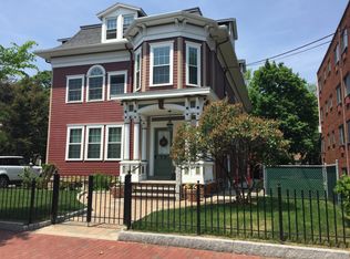 5 Chester St #1, Cambridge, MA 02140