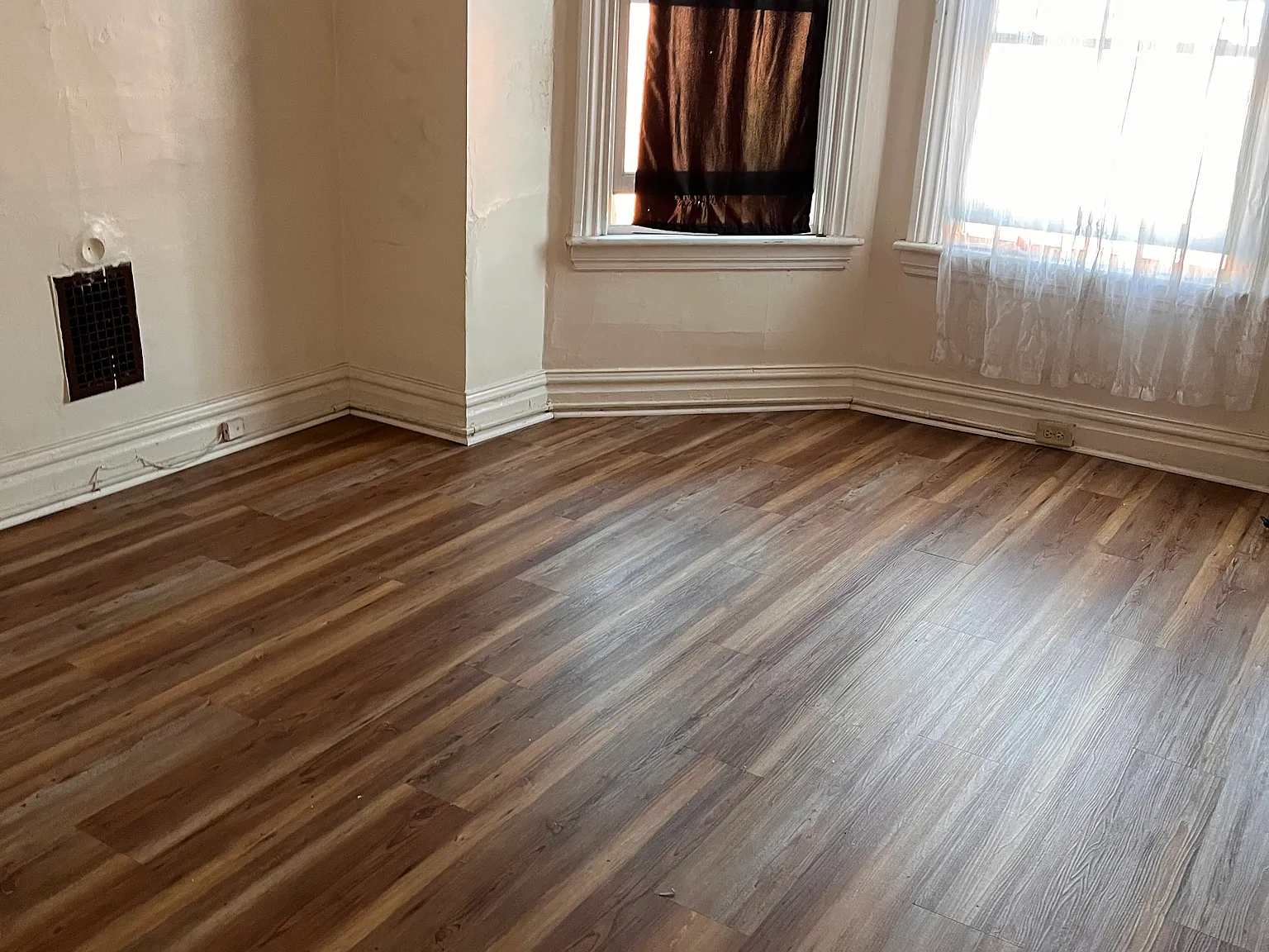 5 bed, 1734 sqft, $1,600 — Photo 4