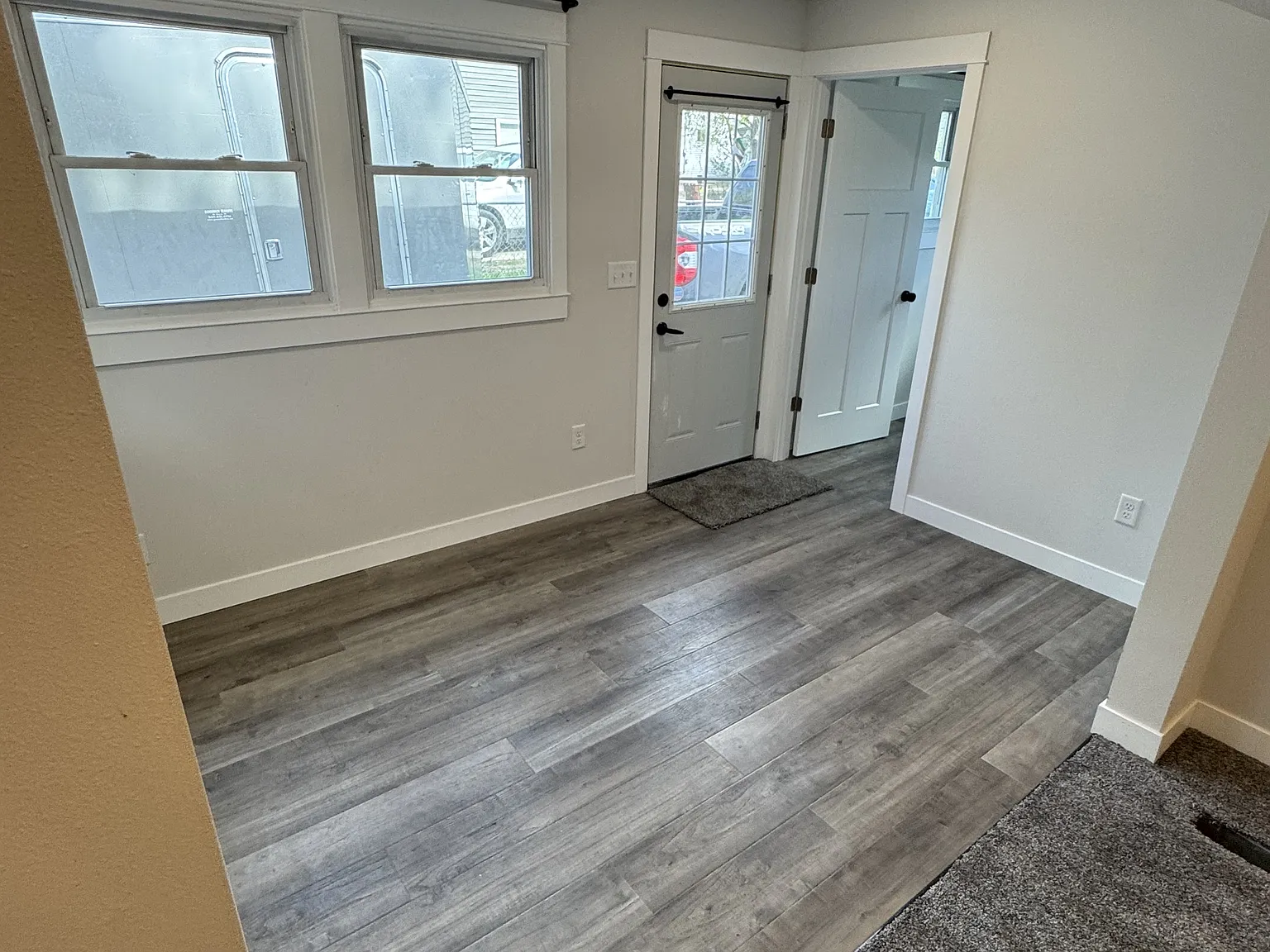 914 Lakeside Avenue - 1 — Photo 3
