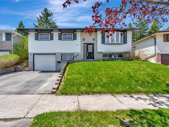 11 Glen Park Cres, Kitchener, ON N2N 1G1