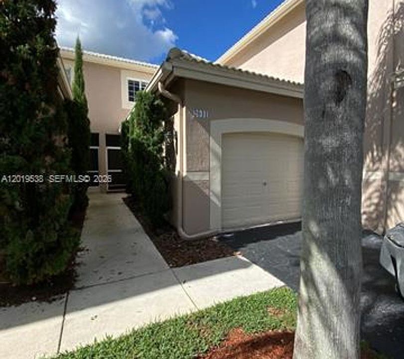 1st image of 2041 Pompeii Ct #2014