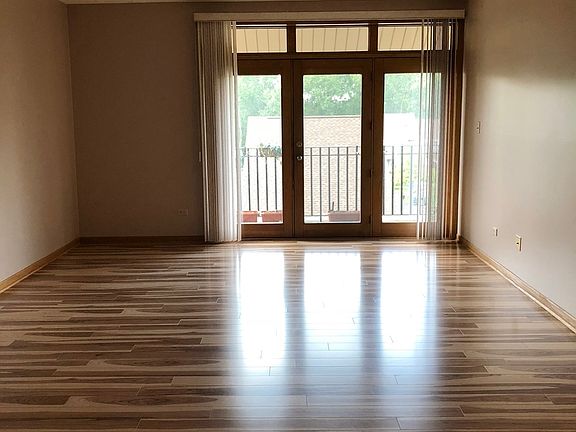 5th image of 11001 Deblin Ln APT 302