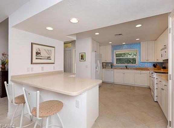 4th image of 909 Lindgren Blvd