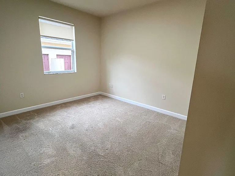 9401 SW 172nd Ave — Photo 24