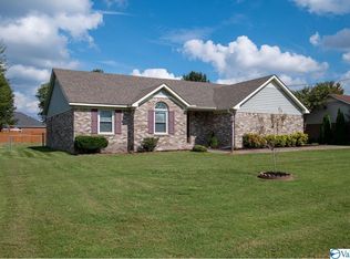 897 Higdon Rd SW, Hartselle, AL 35640