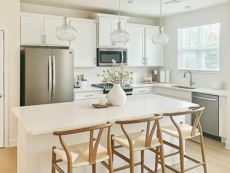1530 Cedar Tree Dr — Photo 1