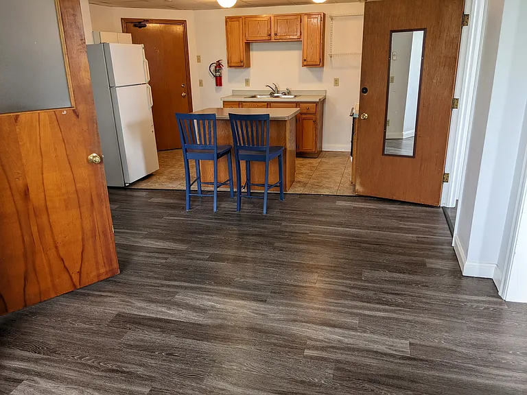 256 E Sarnia St #6 — Photo 9