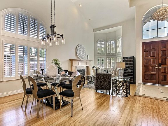 5th image of 18621 Starrett Ct