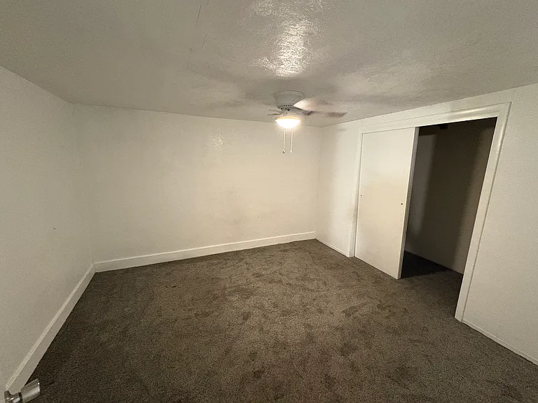 1522 Hall Ave #B — Photo 8