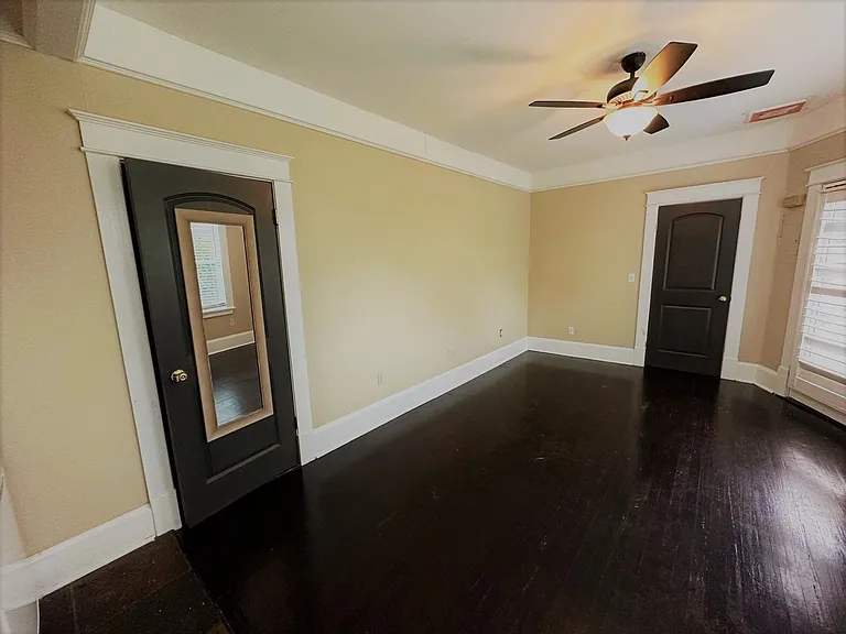 606 Lake Dot Cir #C — Photo 3