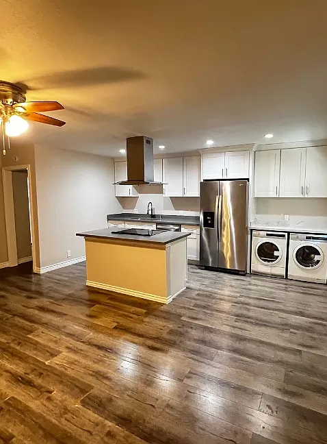 1244 E. 4th Street Apartments