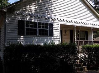 220 Memorial Dr, Barnesville, GA 30204