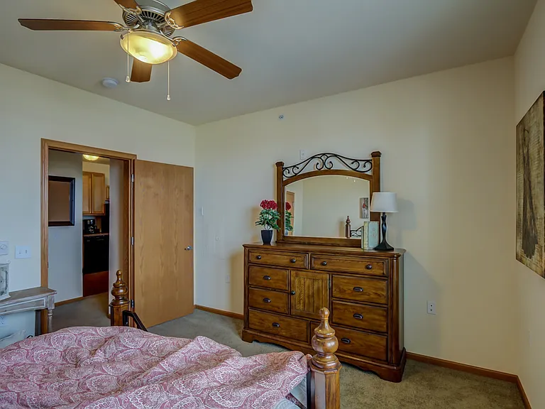 Grant- Bedroom