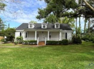 201 June Dr, Houma, LA 70360