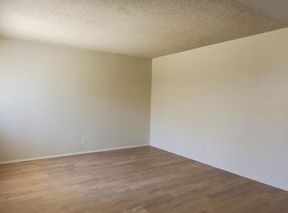 2403 Seneca St #3, Pasadena, CA 91107