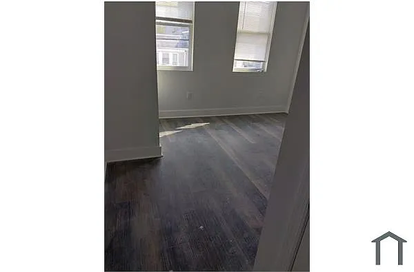 Building Photo - 3323 W Harold St #2