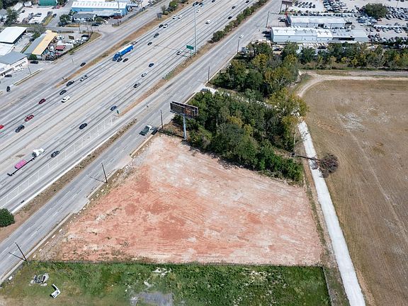 4th image of 11324 Eastex Fwy