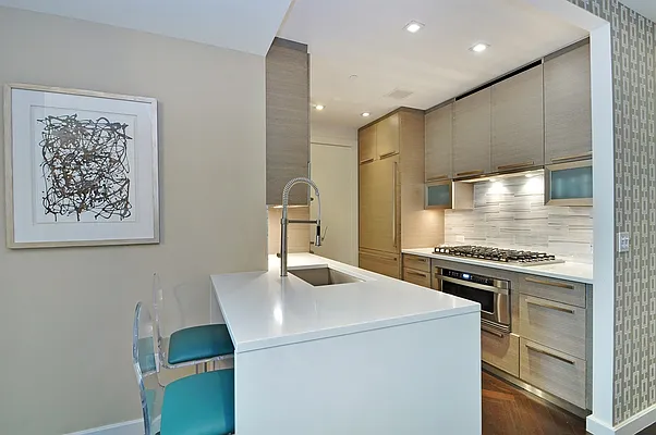 Sold by Corcoran | media 28