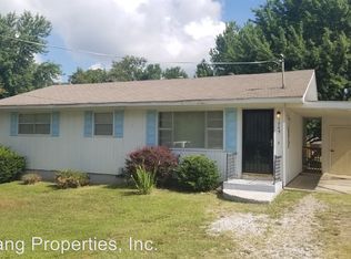 1243 W North St, Springfield, MO 65803