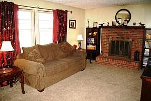 5th image of 4099 Red Coat Ln