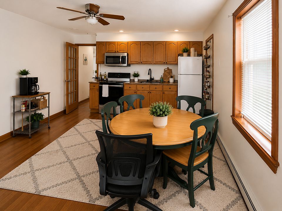 1st image of 121 Centre St APT 2