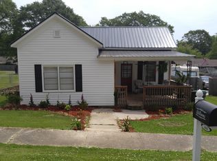604 27th St N, Pell City, AL 35125