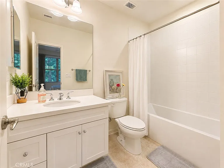 66 Overbrook — Photo 12