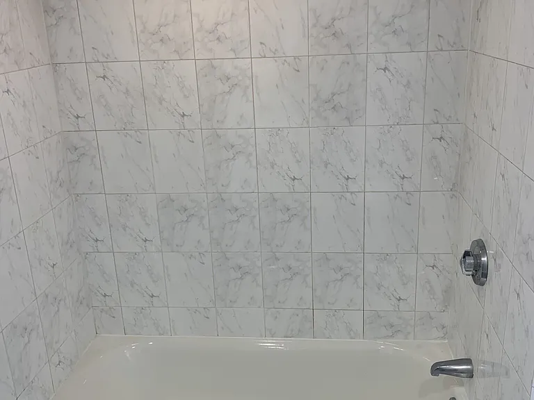 96 Strathmore Rd #1B — Photo 8