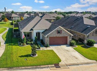 150 Saddle Dr, Houston, TX 77065