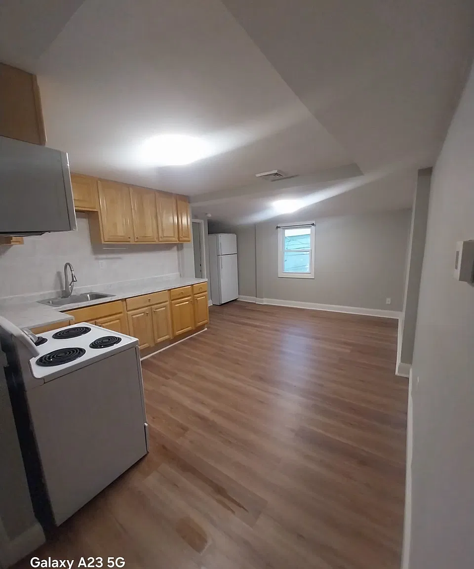 1 bed, 600 sqft, $1,400 — Photo 2