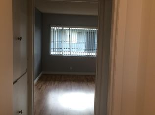 1000 S Osage Ave #86NX47PTZ, Inglewood, CA 90301