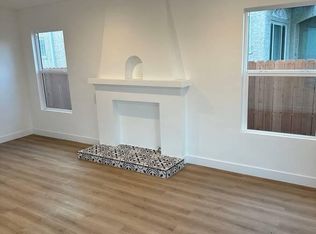 1044 W 84th Pl, Los Angeles, CA 90044